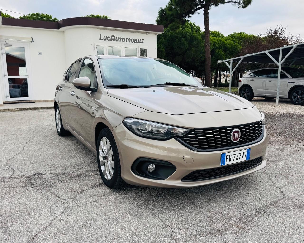 Fiat Tipo 1.4 5 porte Lounge 95 cv