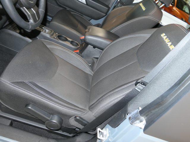JEEP Wrangler 2.8 CRD DPF Sahara Auto