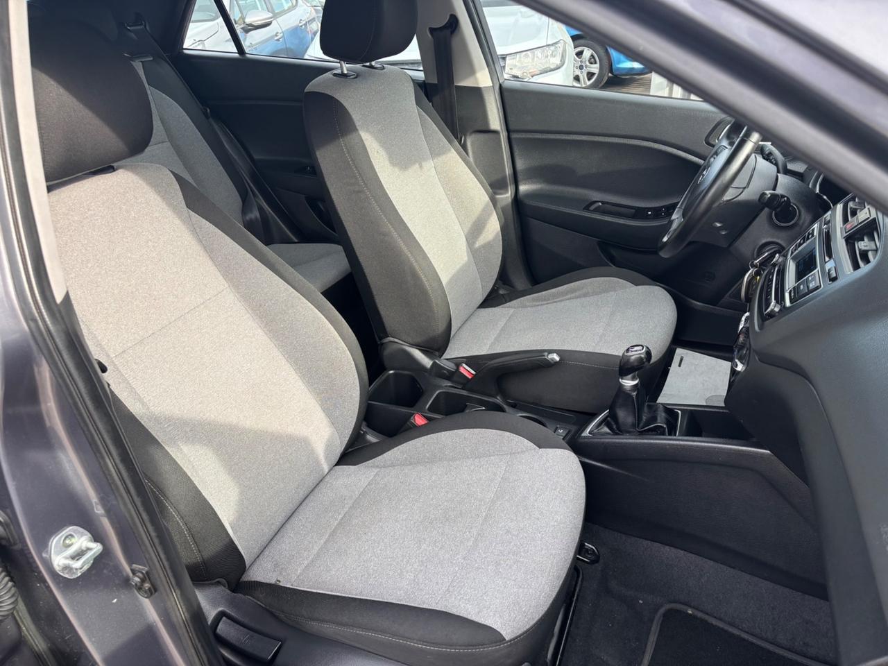 Hyundai i20 1.2 84 CV 5 porte Classic