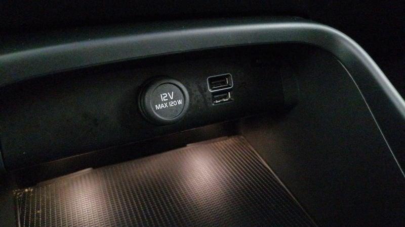 Volvo XC40 1.5 t5 phev Inscription auto my21
