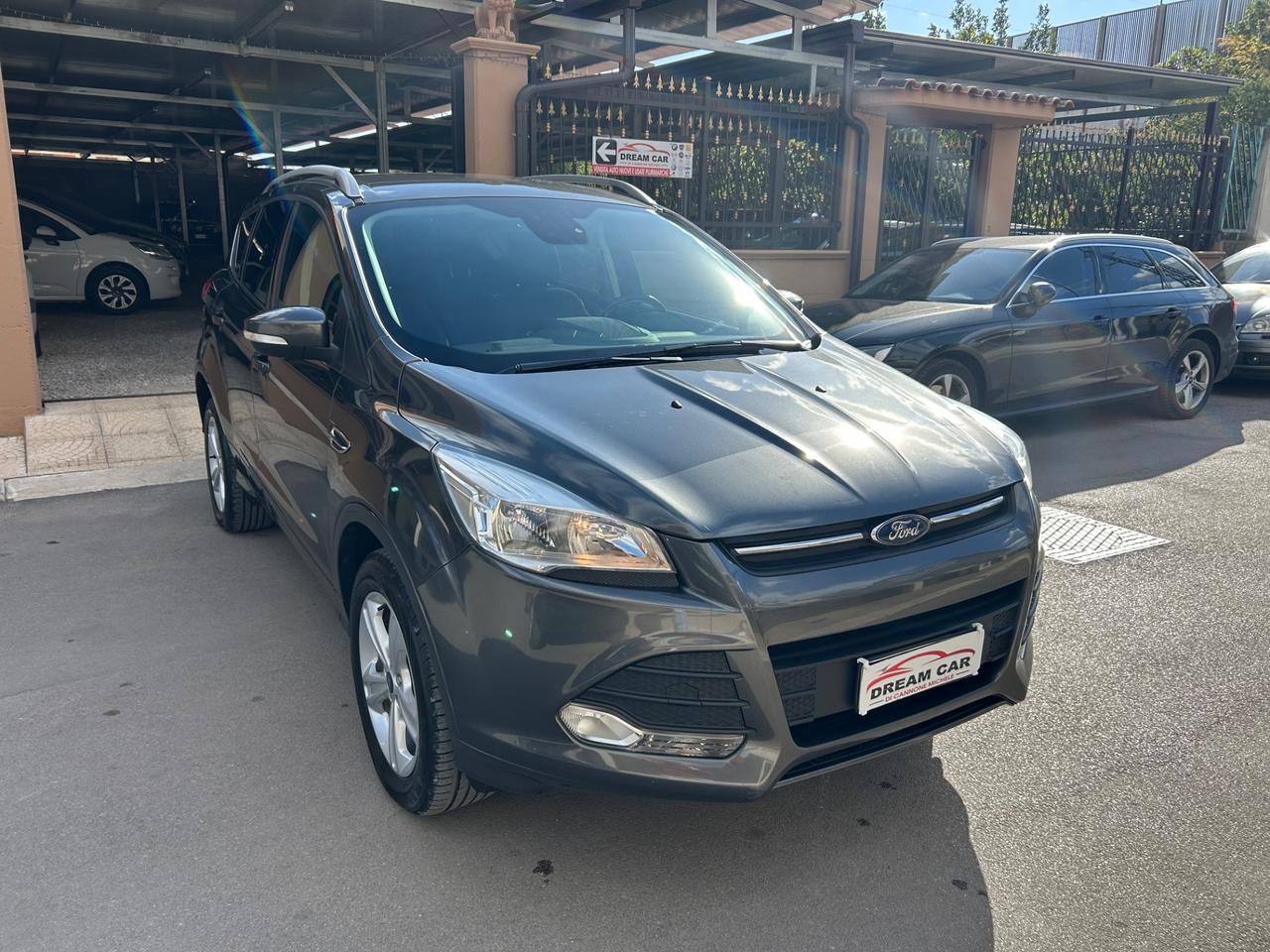 Ford Kuga 2.0 TDCI 120 CV S&S 2WD Titanium