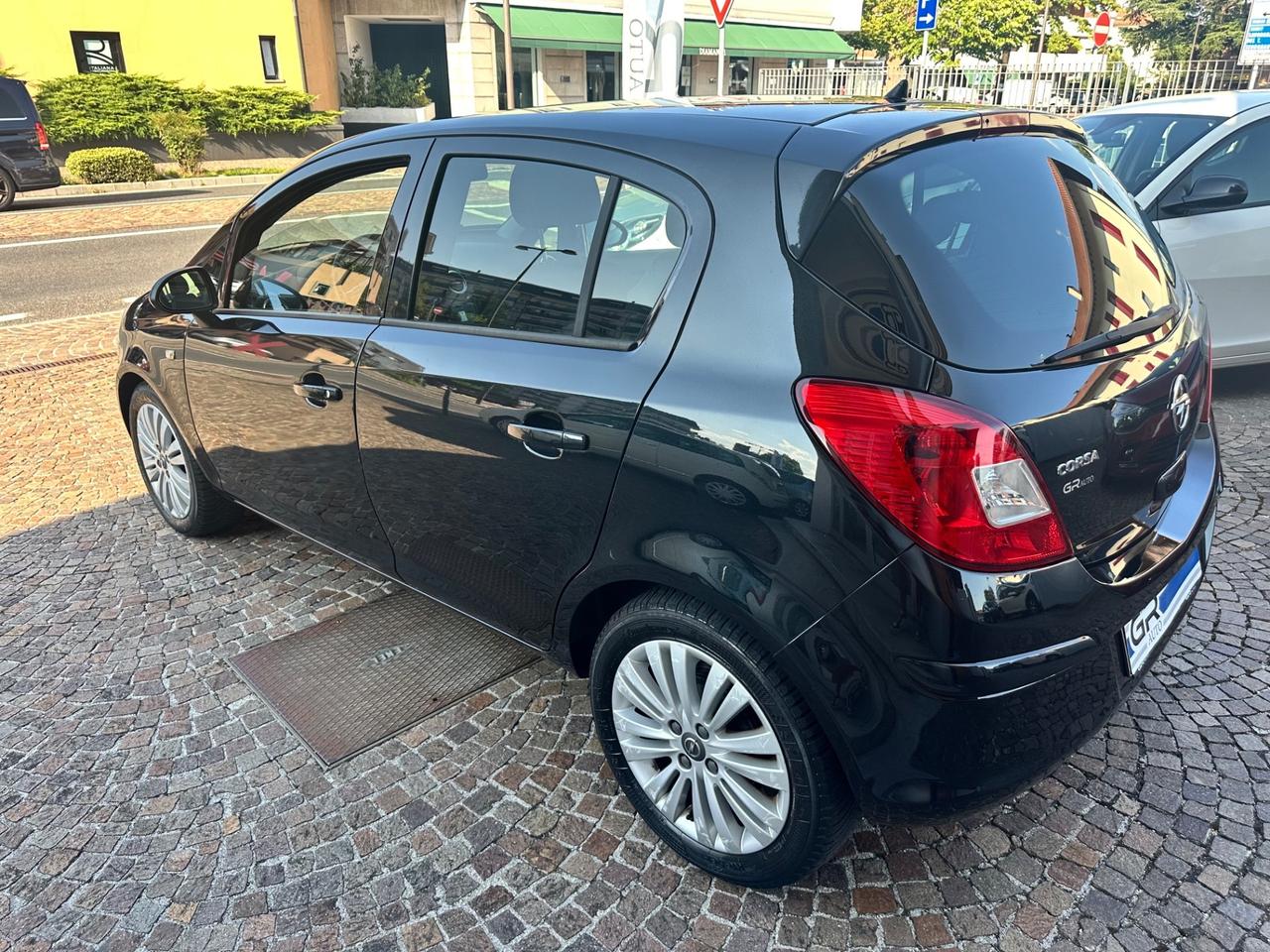 Opel Corsa 1.2Bz 86Cv 5P Edition - Neopatentati