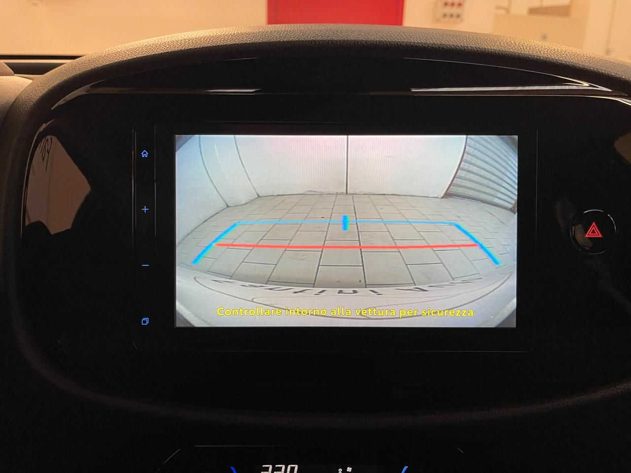 Toyota Aygo X Trend 1.0 72cv s-cvt c.auto-Ok Neopat-LEGGI SOTTO