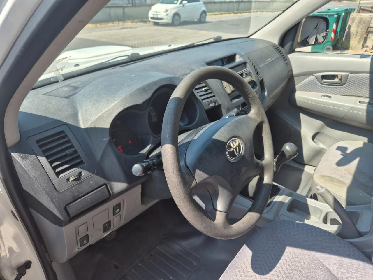 Toyota Hilux 2.5 D-4D 2WD 2p. Pick-up