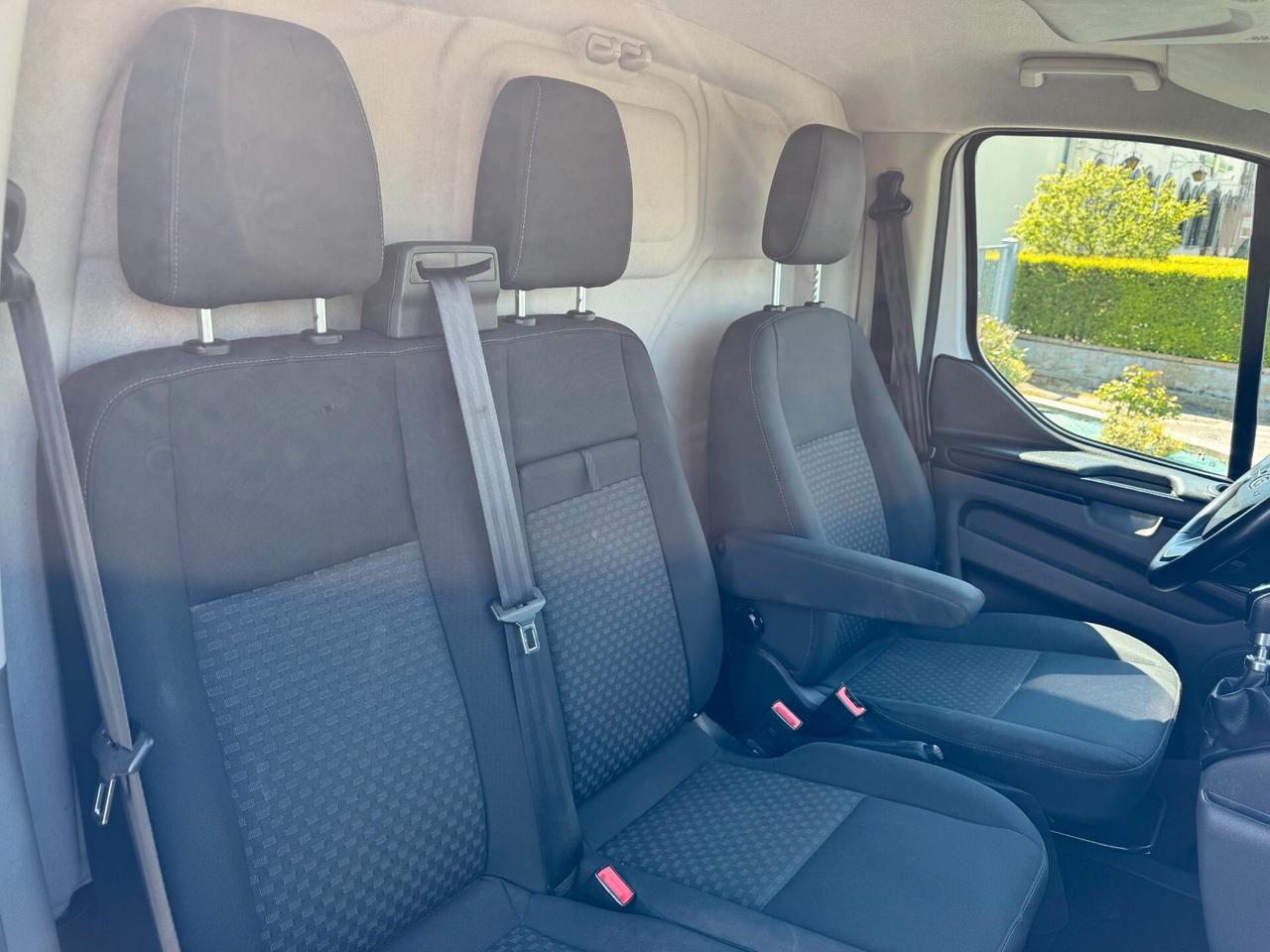 Ford Transit Custom 300 2.0 EcoBlue 130 PC Furgone Titanium