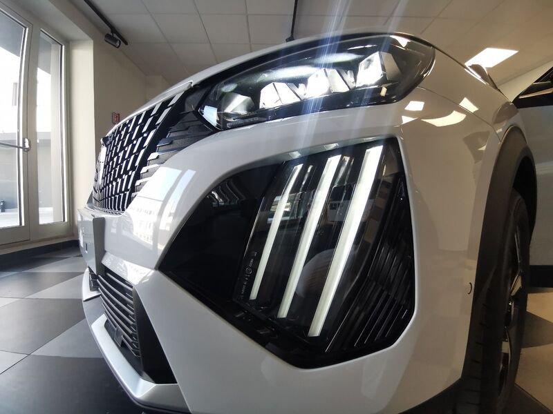 Peugeot 2008 Hybrid 145cv e-DCS6 GT auto