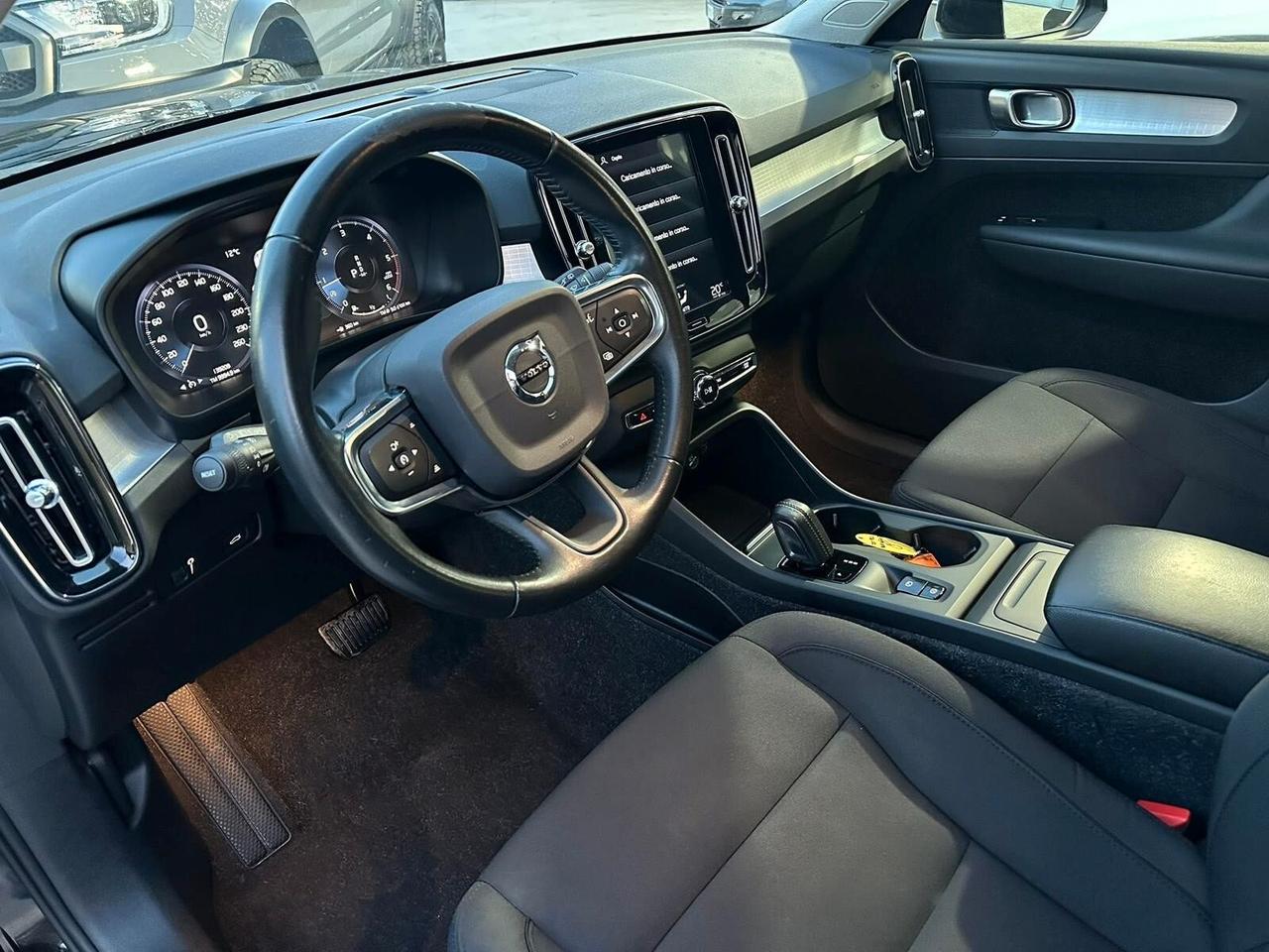 Volvo XC40 D3 Geartronic Momentum Pro