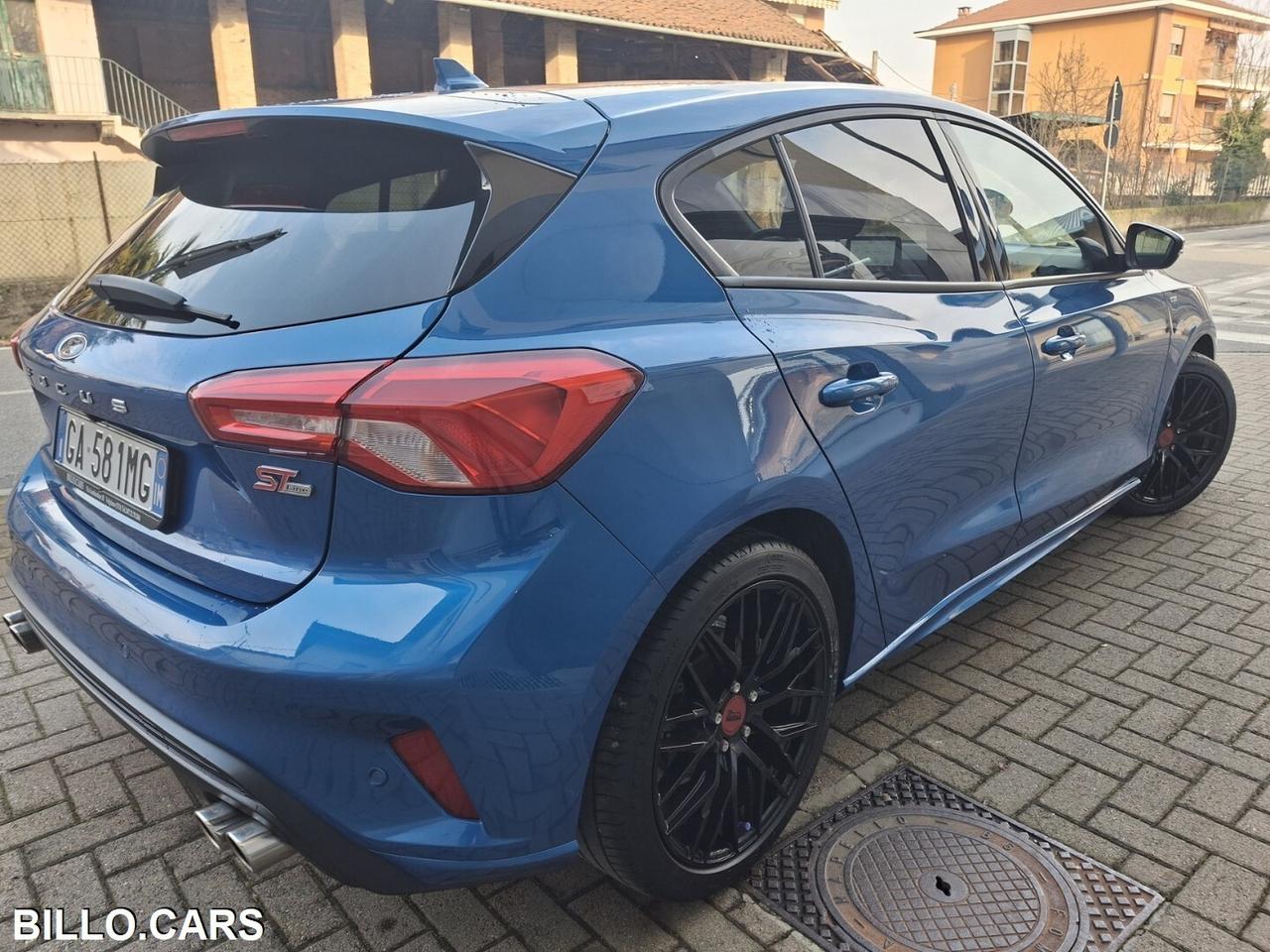 Ford Focus 1.0 Ecoboost ST-Line s
