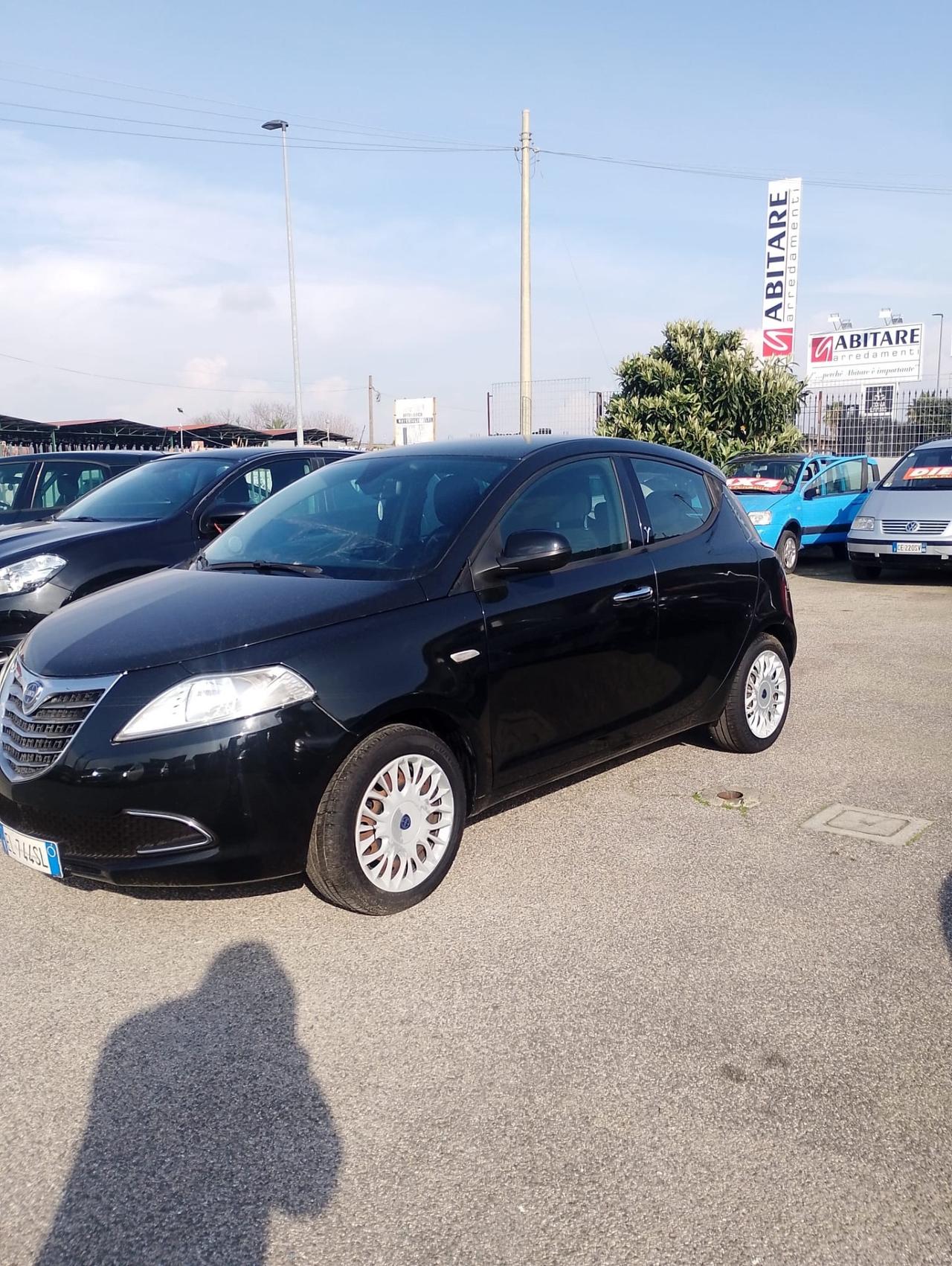 Lancia Ypsilon 1.2 69 CV 5 porte GPL Ecochic Gold