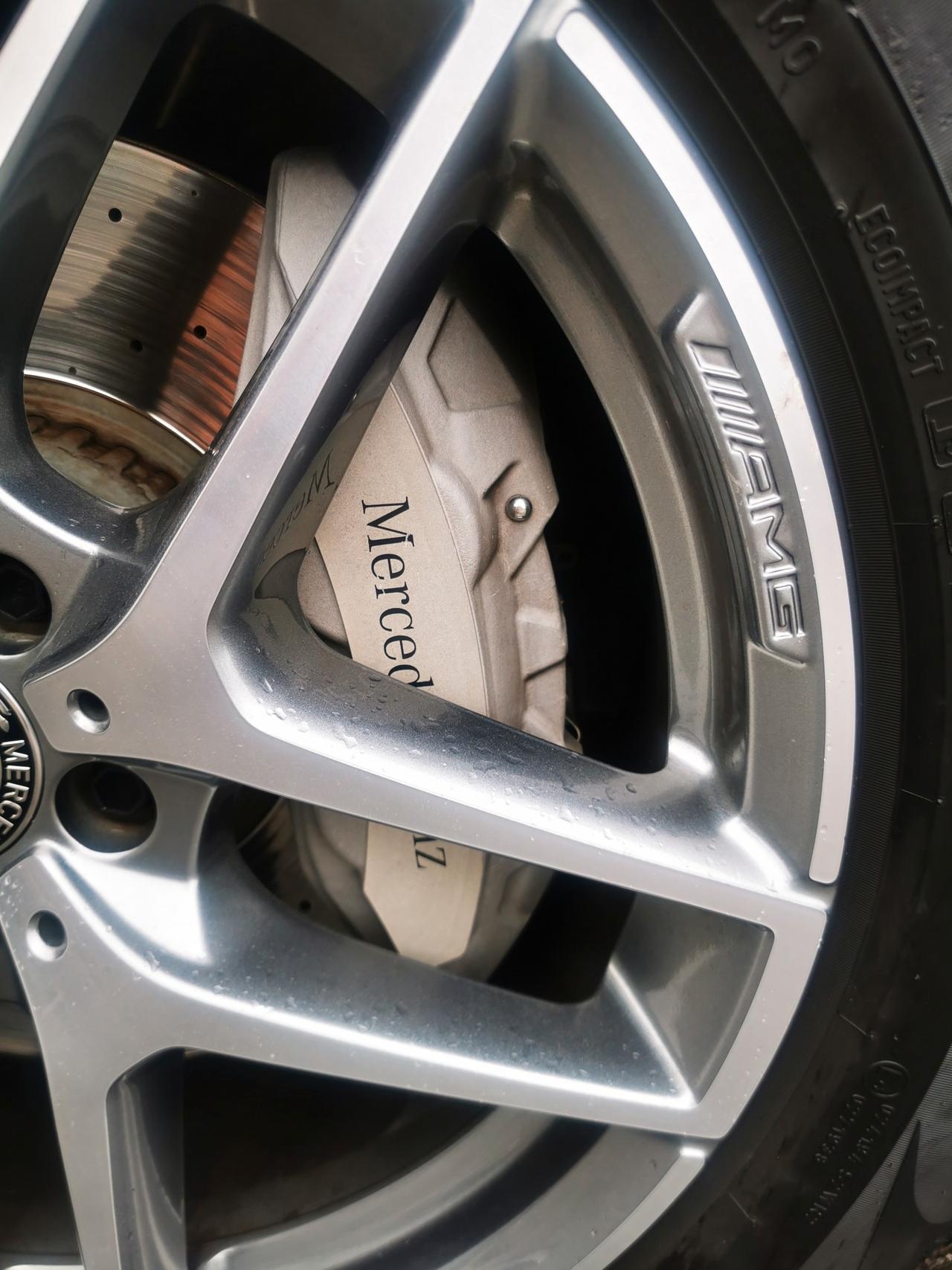 MERCEDES-BENZ GLC 250D 4MATIC- AMI PACK-