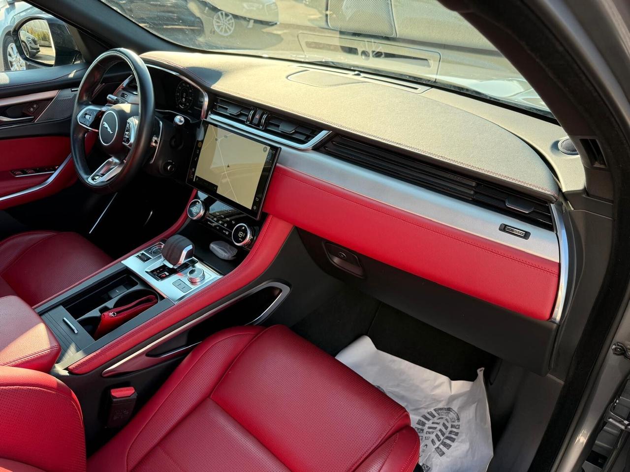 Jaguar F-Pace 2.0 D IBRIDA/DIESEL R-DYN FULL AFFARE