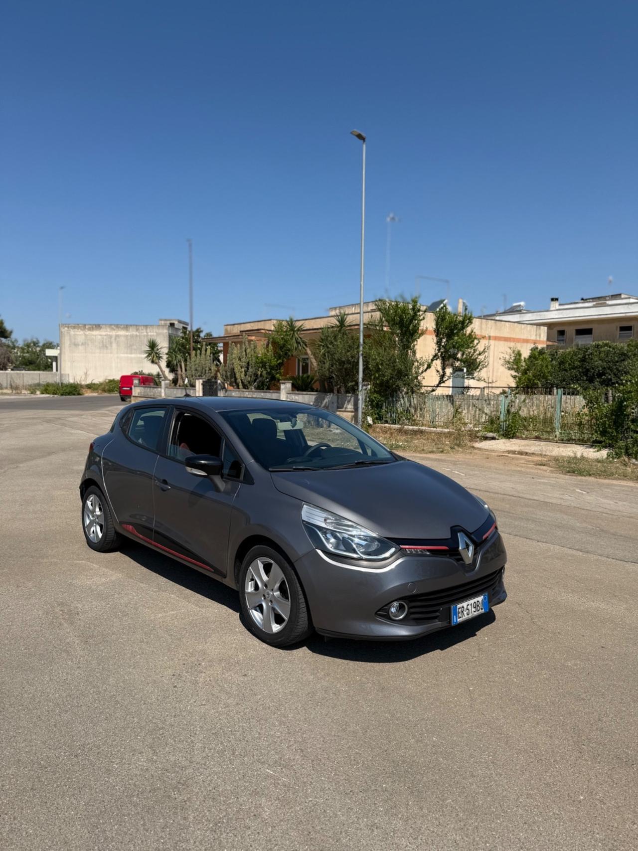 Renault Clio 1.2 16V 5 porte Live!
