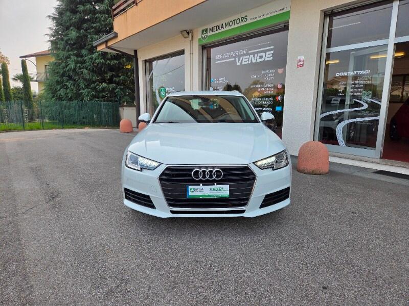AUDI A4 5ª serie A4 Avant 2.0 TDI 150 CV S tro...