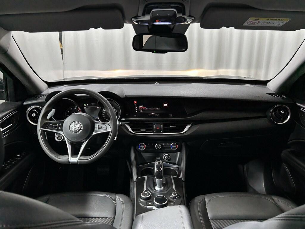 Alfa Romeo Stelvio 2.0 t B-Tech Q4 200cv auto