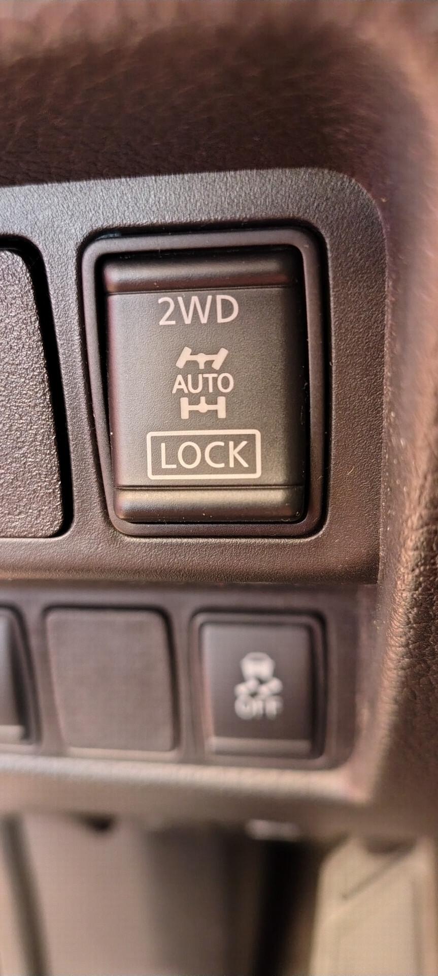 Nissan Qashqai 1.6 dCi 4WD Black Edition km. 47000