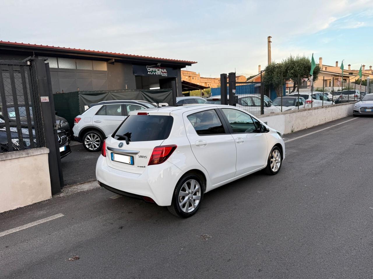 Toyota Yaris 1.5 Hybrid 5p - Batteria nuova garantita - Full opt