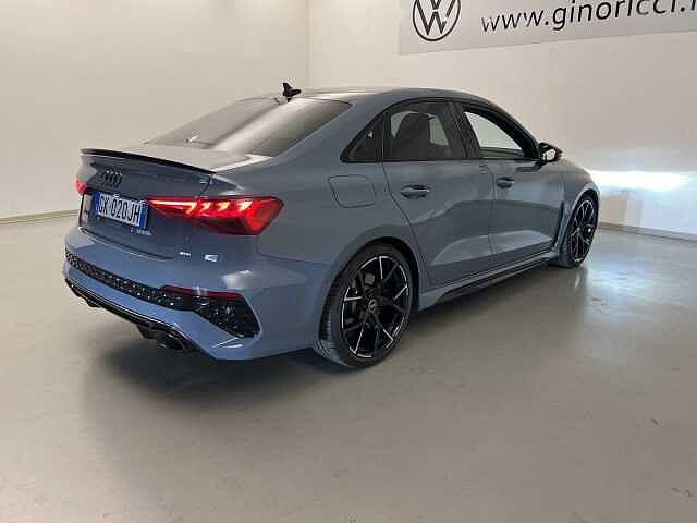 Audi A3 RS 3 Sedan TFSI quattro S tronic