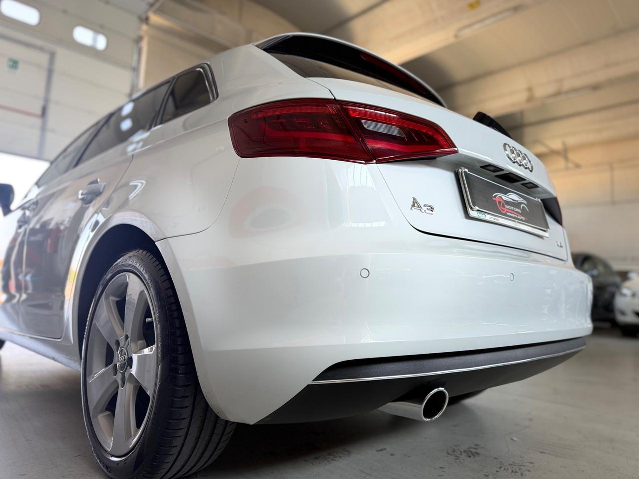 Audi A3 1.6 TDI S tronic Ambition NEOPATENTATI