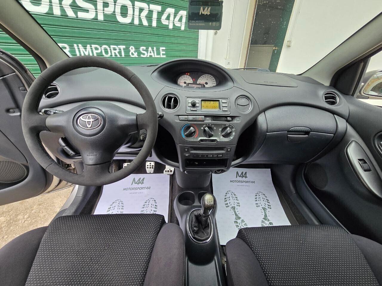 Toyota Yaris 1.5i 16V cat 3 porte T Sport