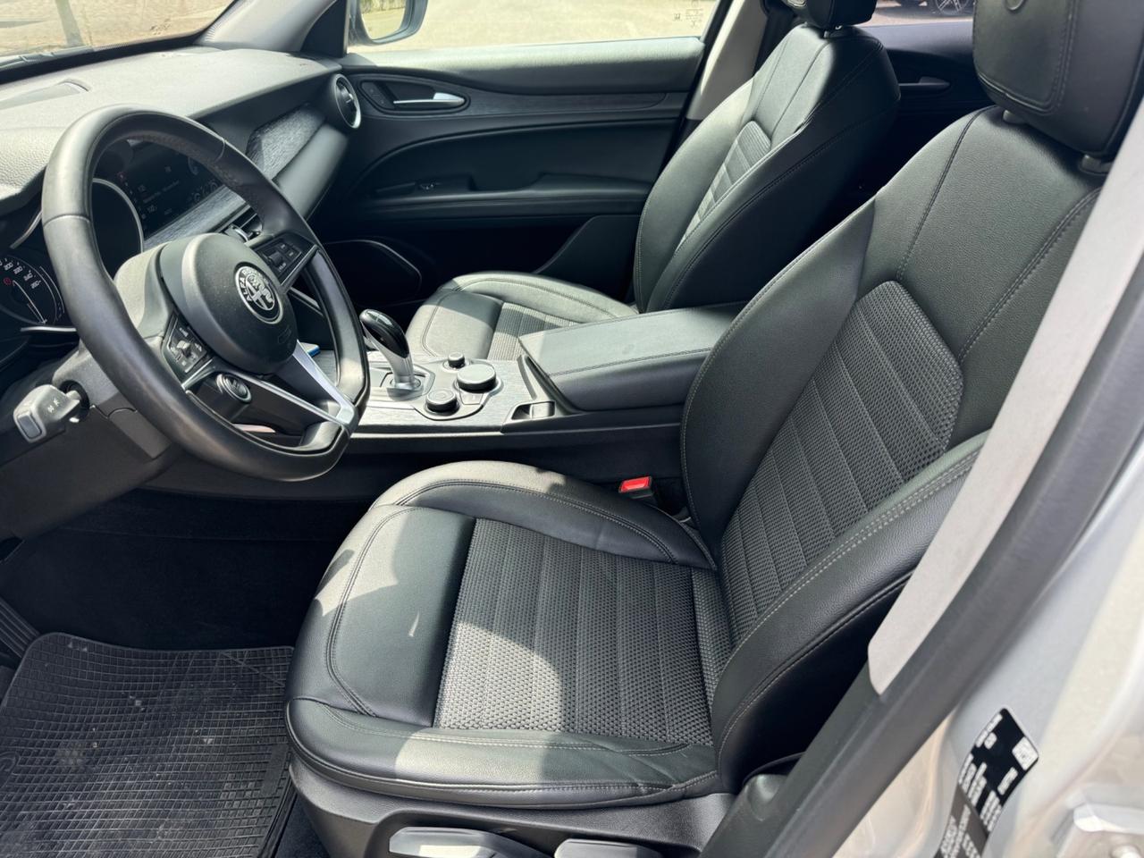 Alfa Romeo Stelvio 2.2 Executive Q4 210cv auto cerchi 20”