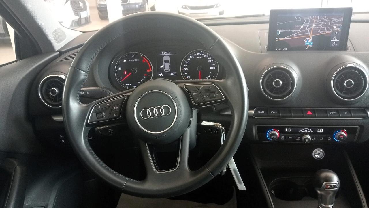 Audi A3 SPB 30 TDI S tronic Business