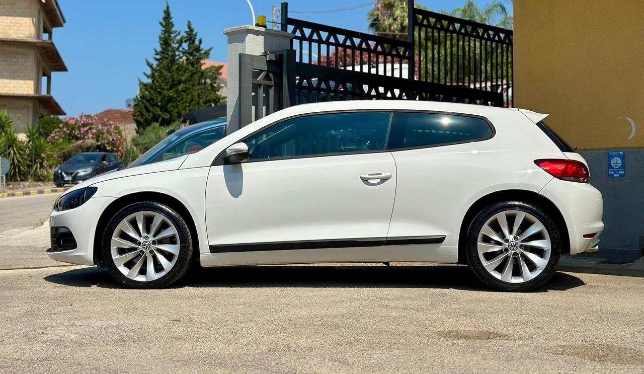 Volkswagen Scirocco 2.0 TDI 170 CV DPF