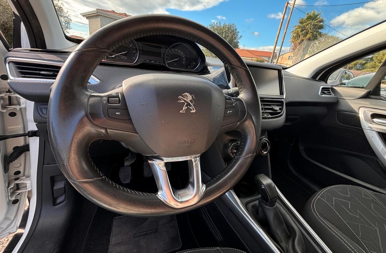 Peugeot 2008 BlueHDi 100 Allure