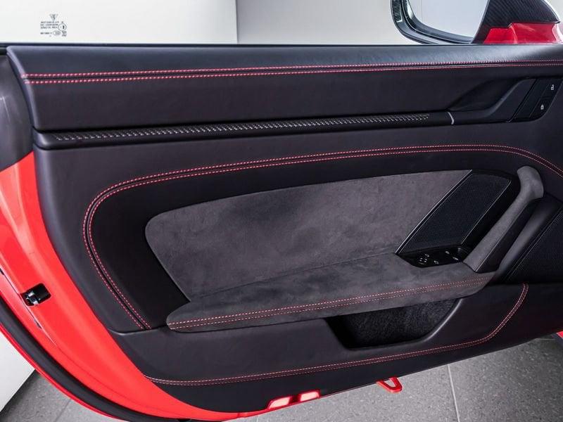 Porsche 911 992 GT3 PDK - IVA Esposta