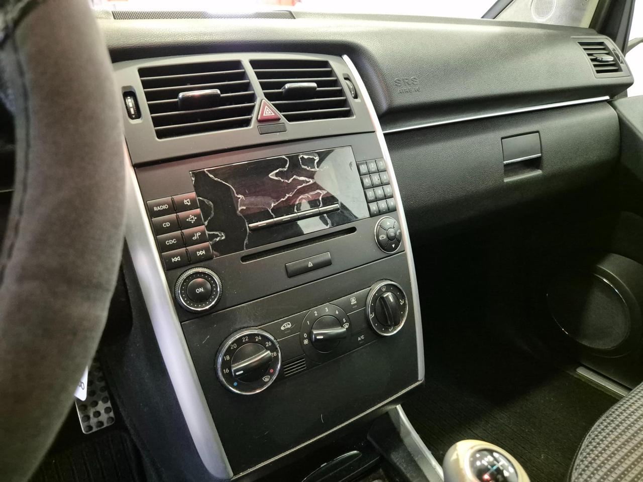 Mercedes B 200 CDI Chrome - NEOPATENTATI - Clima - Radio CD