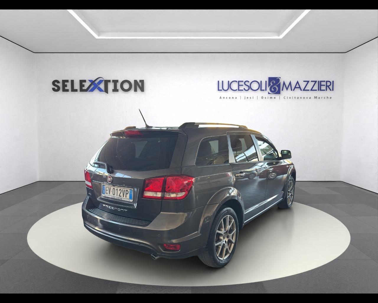 FIAT Freemont - Freemont 2.0 Mjt 170 CV 4x4 aut. Lounge