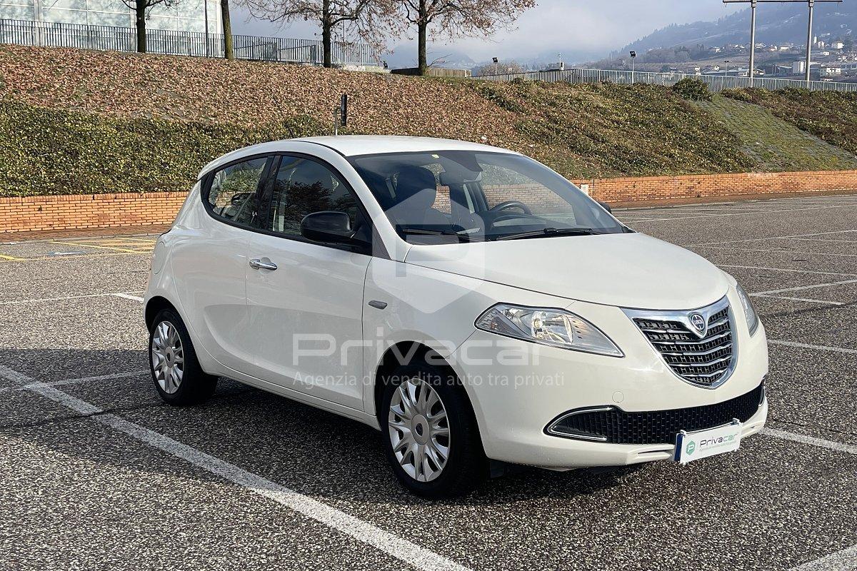 LANCIA Ypsilon 1.2 69 CV 5 porte Gold