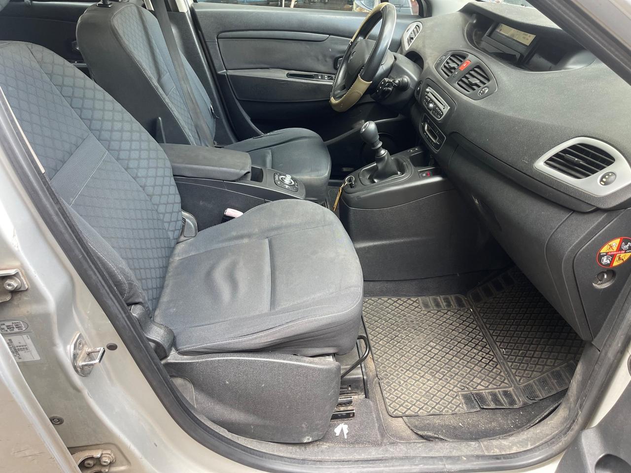 Renault Scenic Scénic X-Mod 1.5 dCi 110CV Dynamique