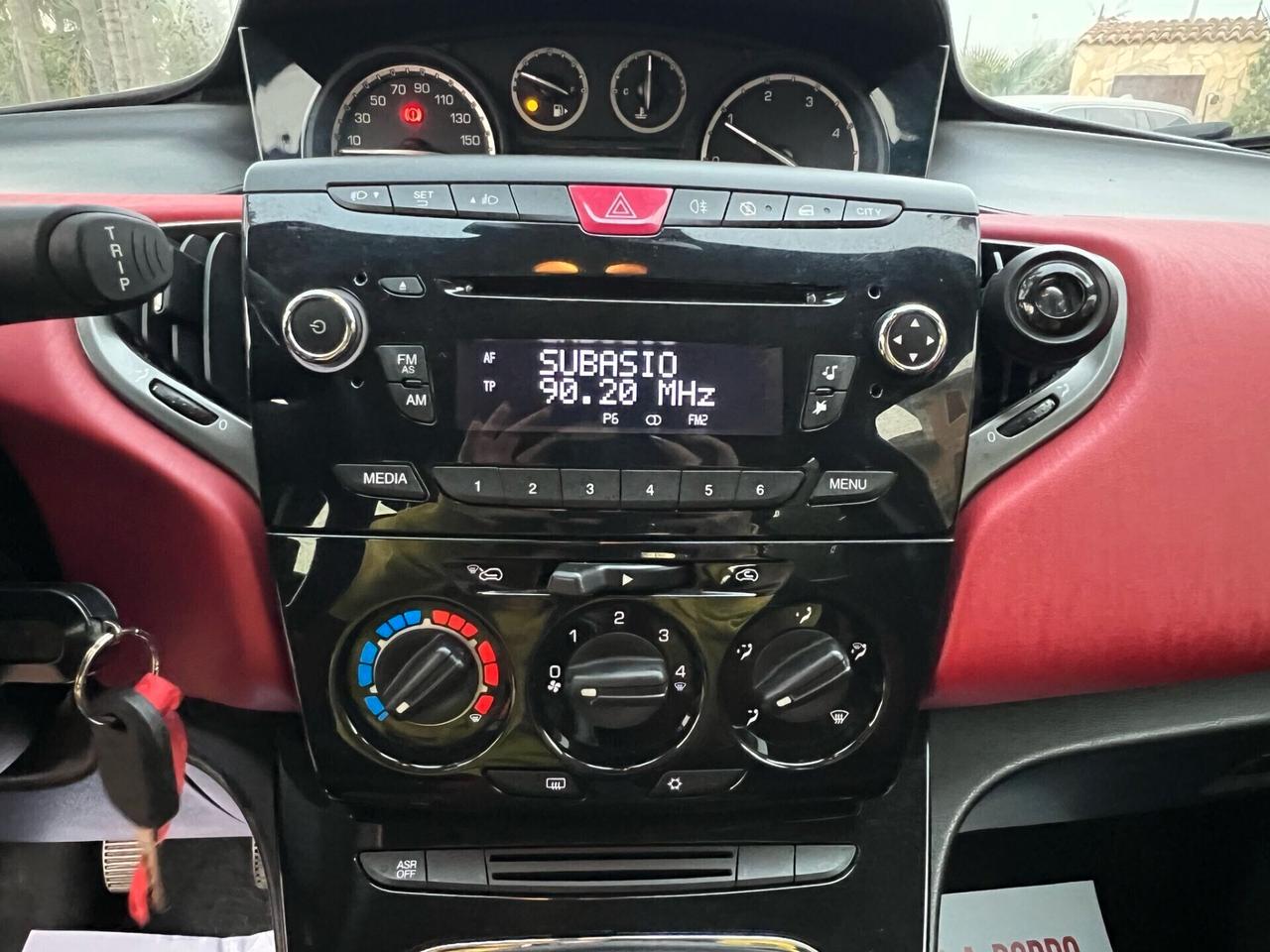 Lancia Ypsilon 1.3 MJT 16V 95 CV 5 porte S&S