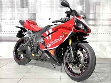 Yamaha YZF R1