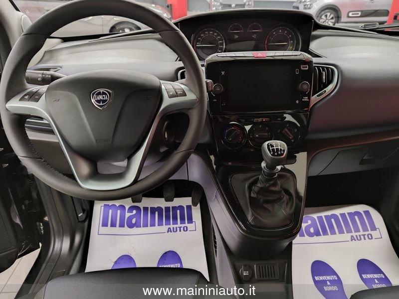 Lancia Ypsilon 1.0 Hybrid 70cv 5P Platino + Car Play m