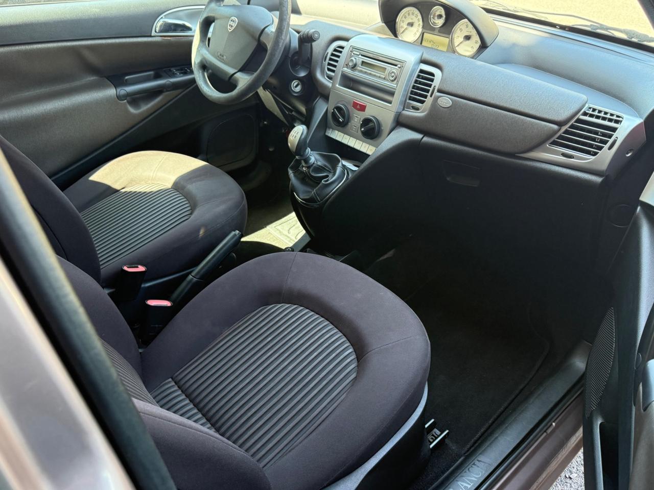 Lancia Ypsilon 1.4 Platino Ecochic GPL