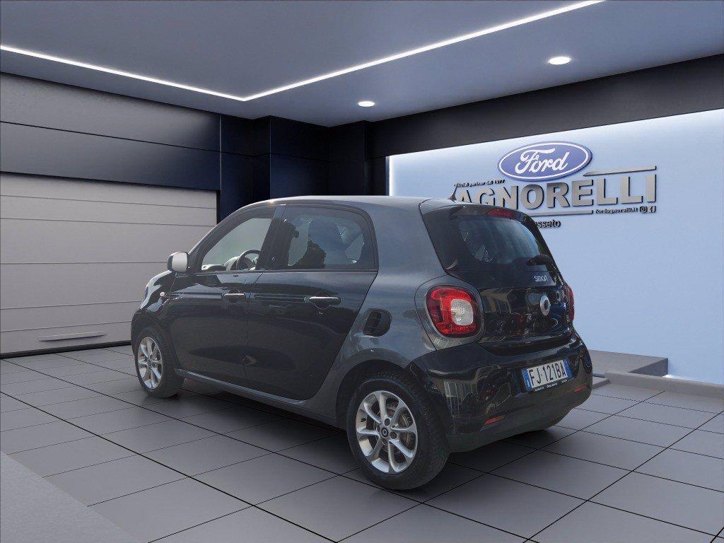 SMART Forfour 1.0 Youngster 71cv twinamic del 2017