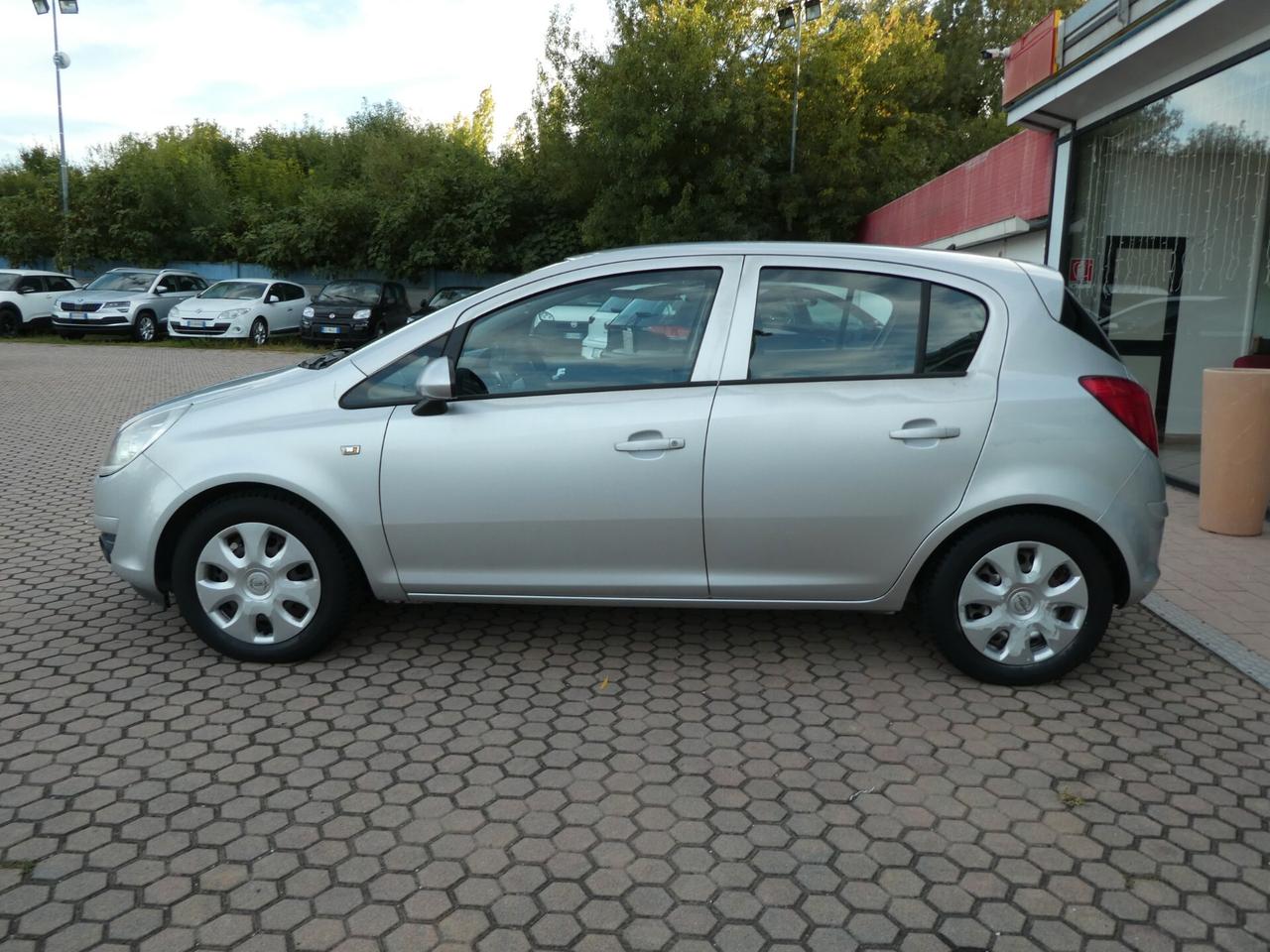Opel Corsa 1.2 80CV 5 porte GPL-TECH Enjoy OK NEOPATENTATI