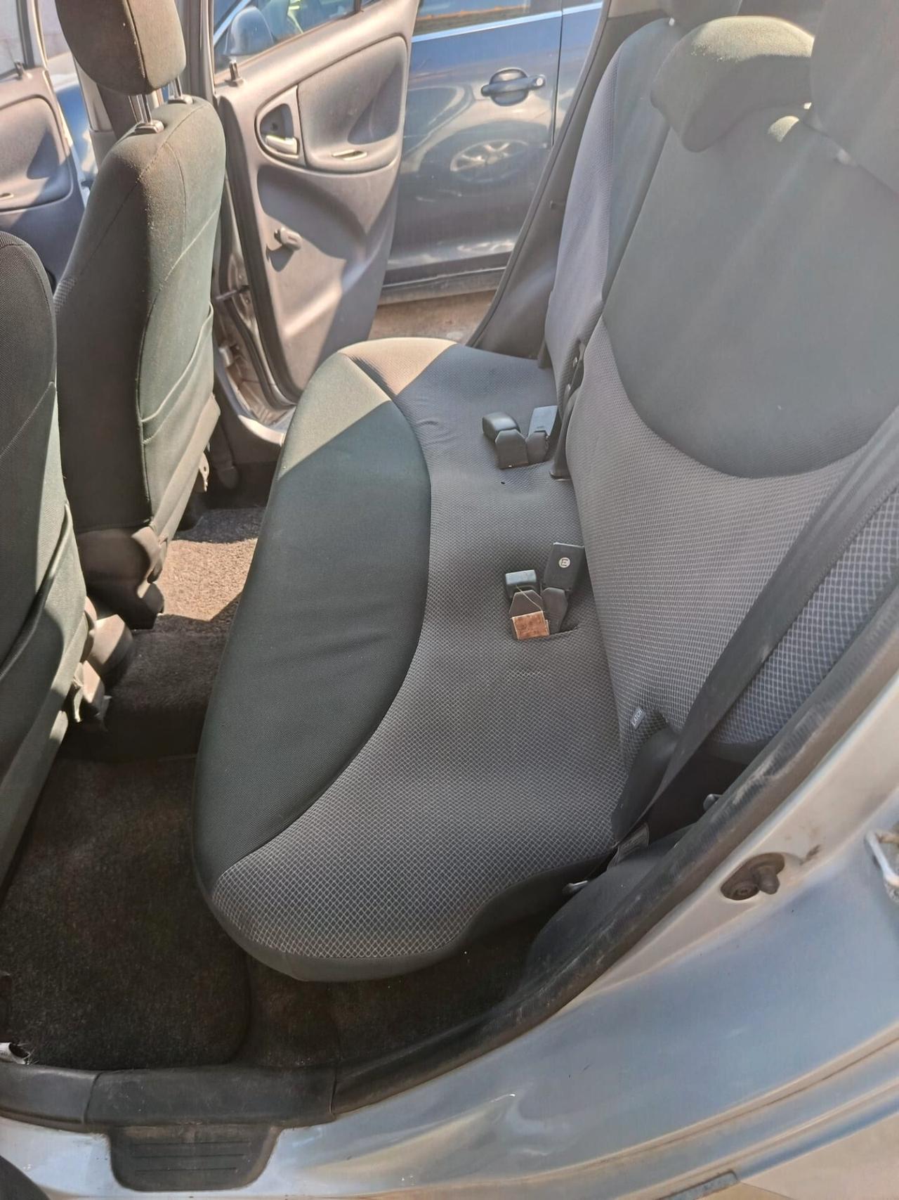 Toyota Yaris Verso 1.4 Tdi D-4D cat Sol '03