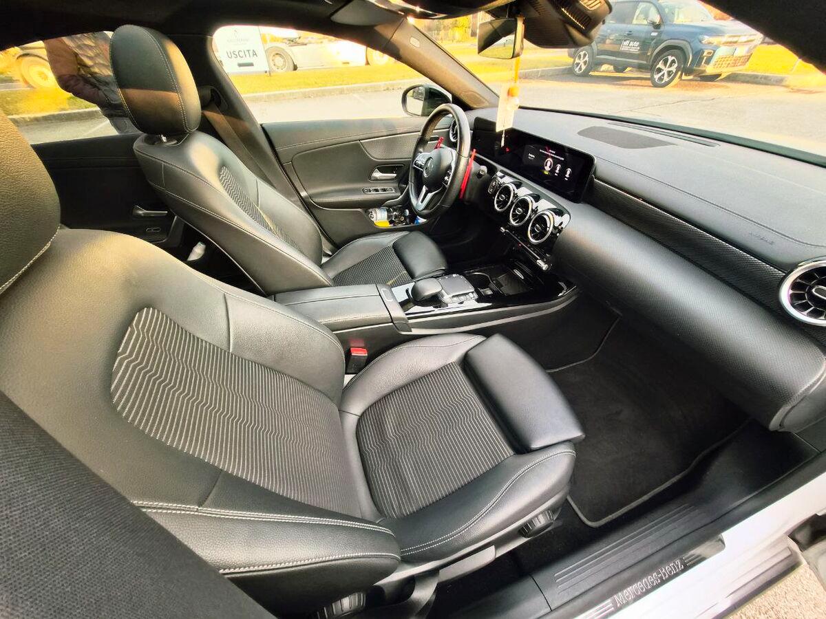 Mercedes Classe CLA 180 d Premium auto