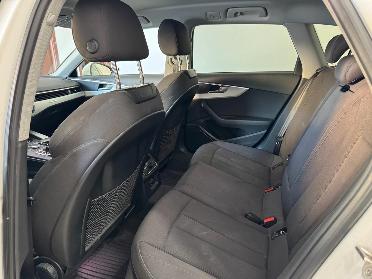 Audi A4 allroad 2018 2.0 TDI Business Evolution