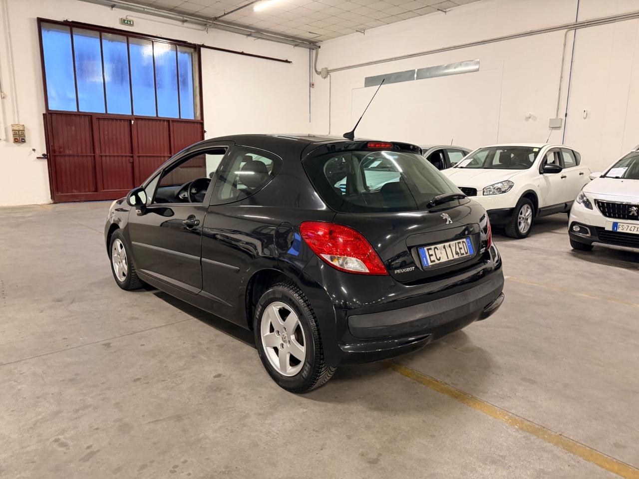 Peugeot 207 1.4 8V 75CV 5p. X Line ECO GPL