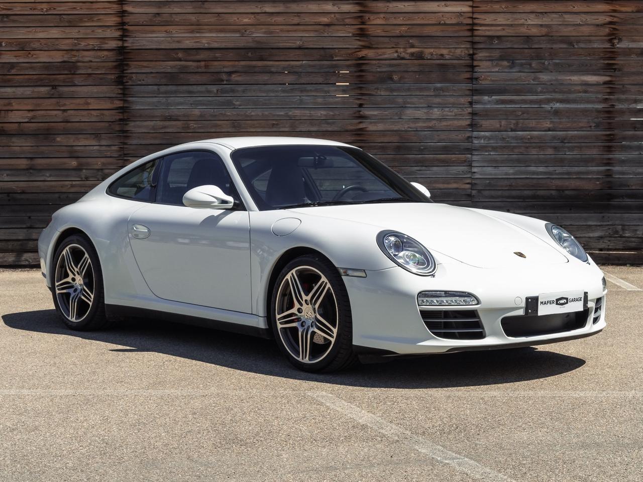 Porsche 911 Carrera 4S Coupé
