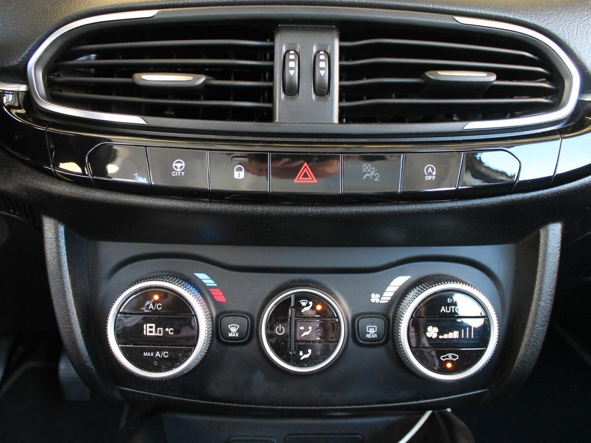 Fiat Tipo 1.0 5 porte City Life 100cv Retrocam Cerchi Lega Apple Android