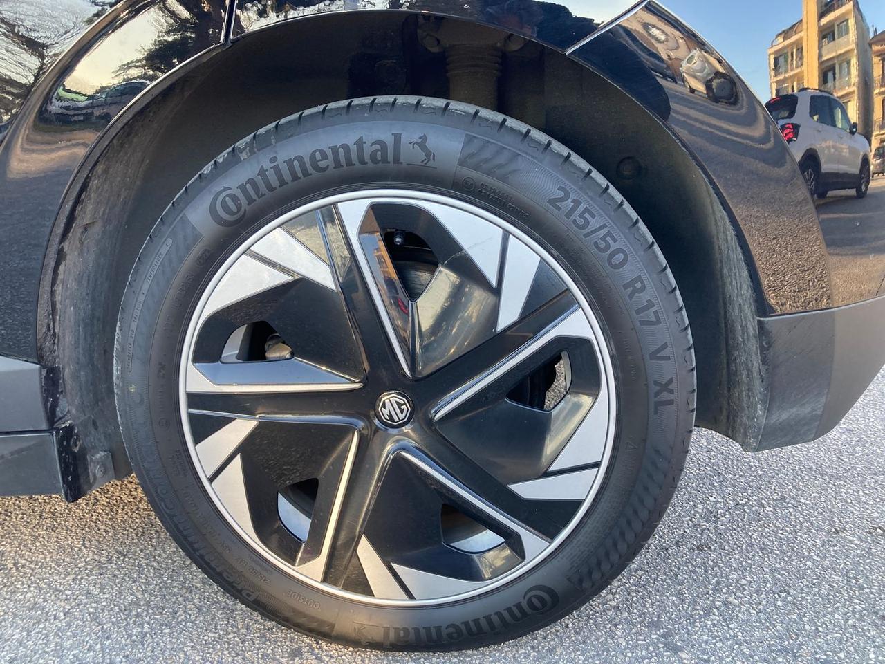 Mg MG4 4 EV Long Range 64 kWh LUXURY #8431