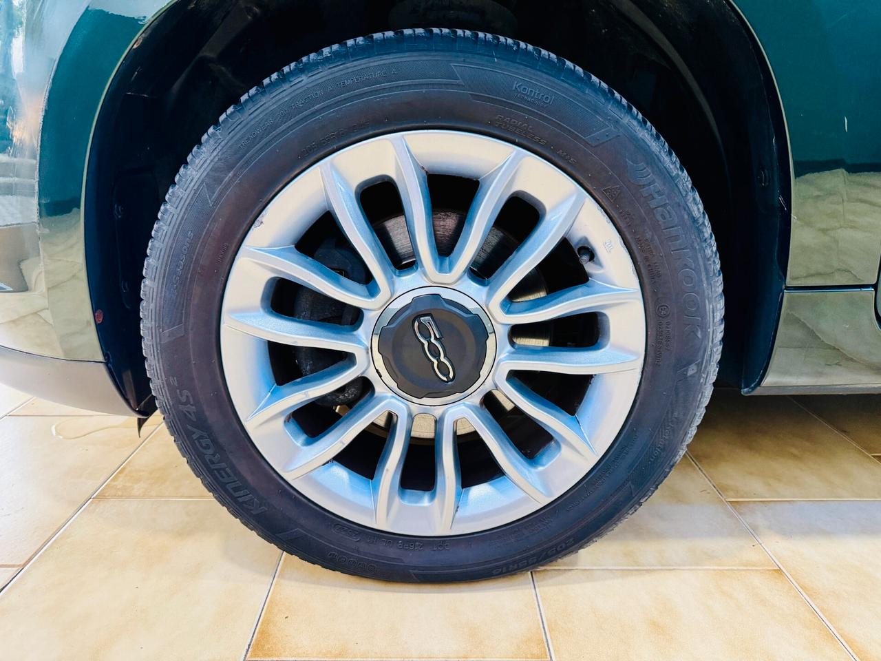 Fiat 500L 105CV 0.9 TwinAir Lounge / Pano / Touch