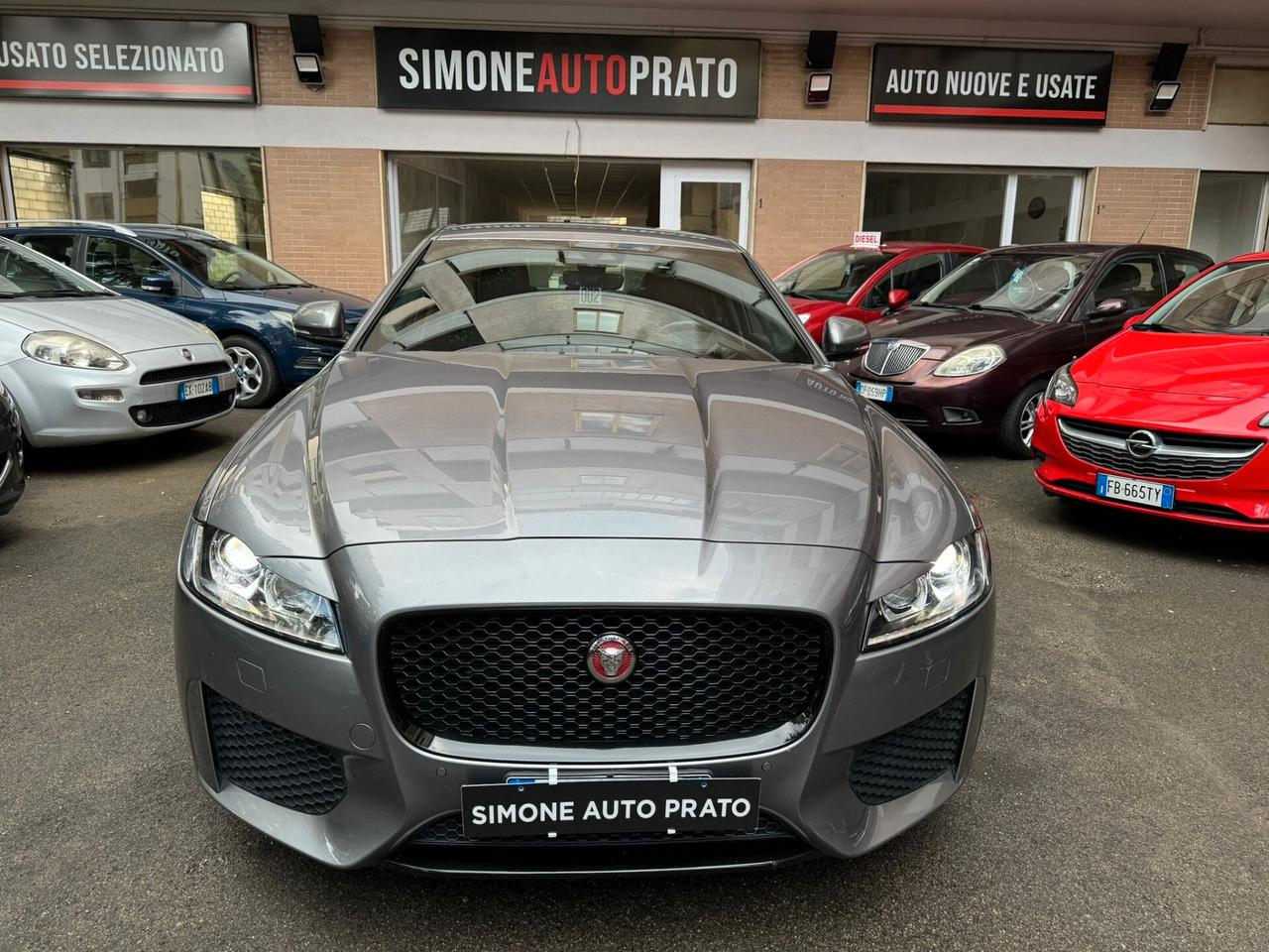 Jaguar XF 2.0 D 180 CV AWD aut. Pure