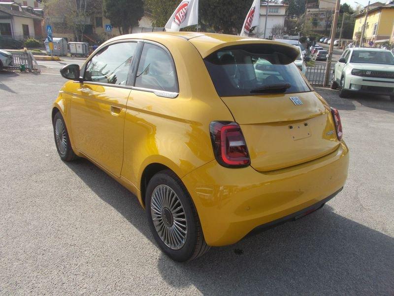 FIAT 500 Hybrid Hybrid Icon 338.7575187 MASSARI MARCO PRONTA IN SEDE
