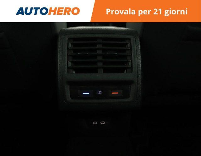 VOLKSWAGEN Golf 1.5 eTSI 150 CV EVO ACT DSG Style
