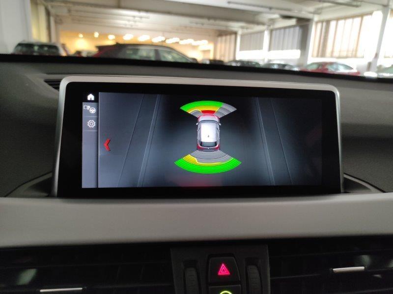 BMW X1 (F48) - X1 sDrive18d Business Advantage